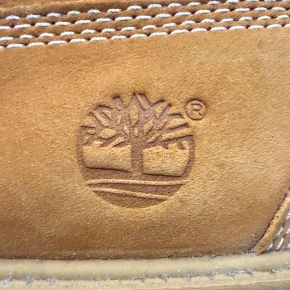 Timberland Kids Brown and Black Boots - Picture 8 of 10